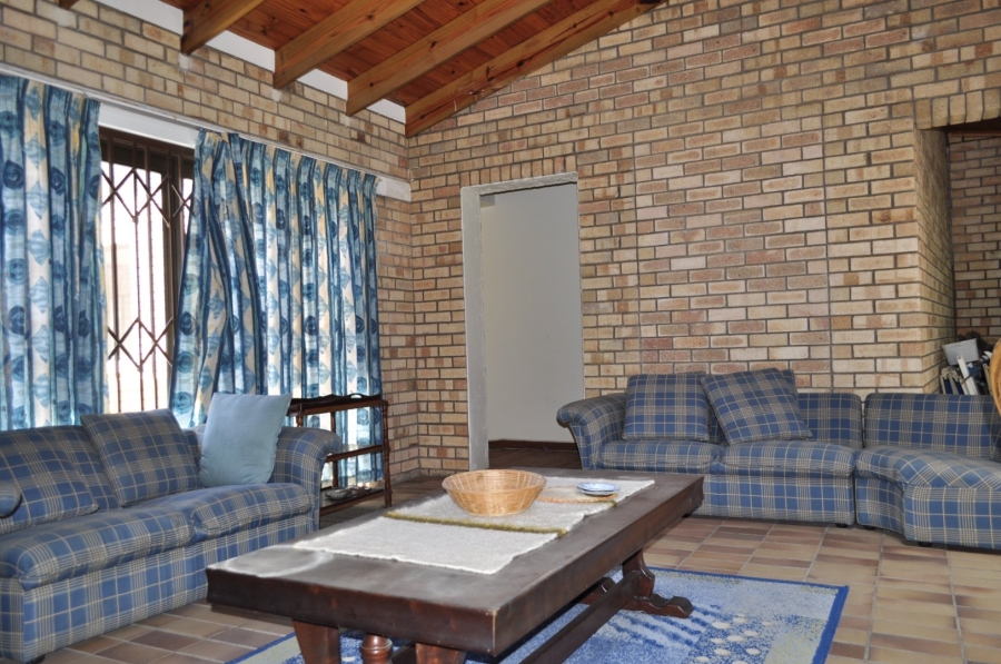 5 Bedroom Property for Sale in Ferreira Town Eastern Cape
